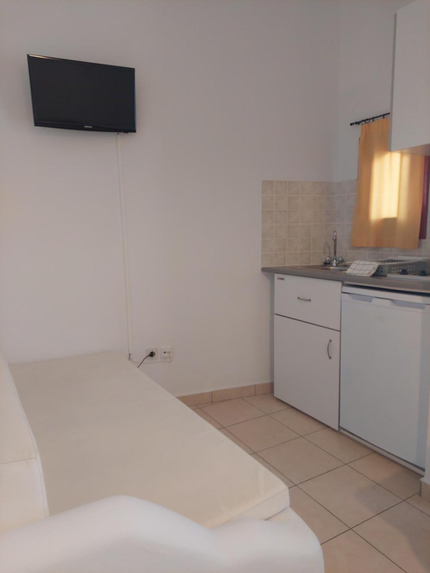 Elisso'S Philoxenia Aparthotel Agios Prokopios  Bagian luar foto