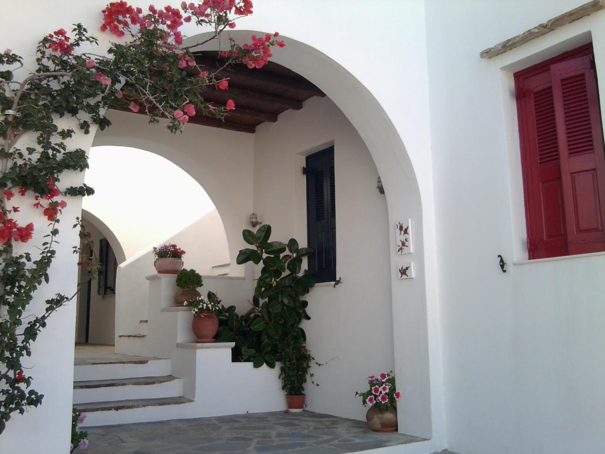Elisso'S Philoxenia Aparthotel Agios Prokopios  Bagian luar foto